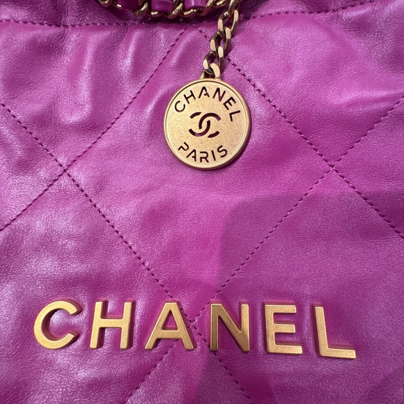 Chanel 22 Mini - Picture 10 of 10